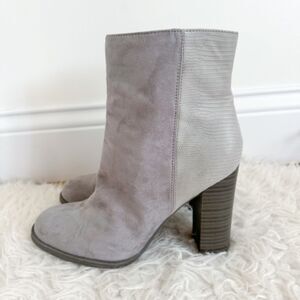 Circus by Sam Edelman Grey Stacked Heel Ankle Boot | Size 6.5